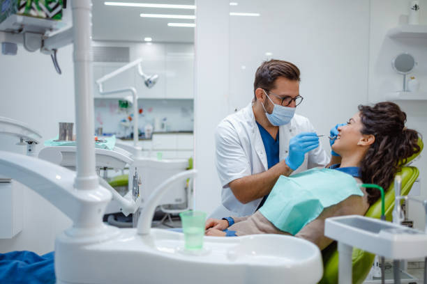 Best Root Canal Treatment  in Lansing, IL